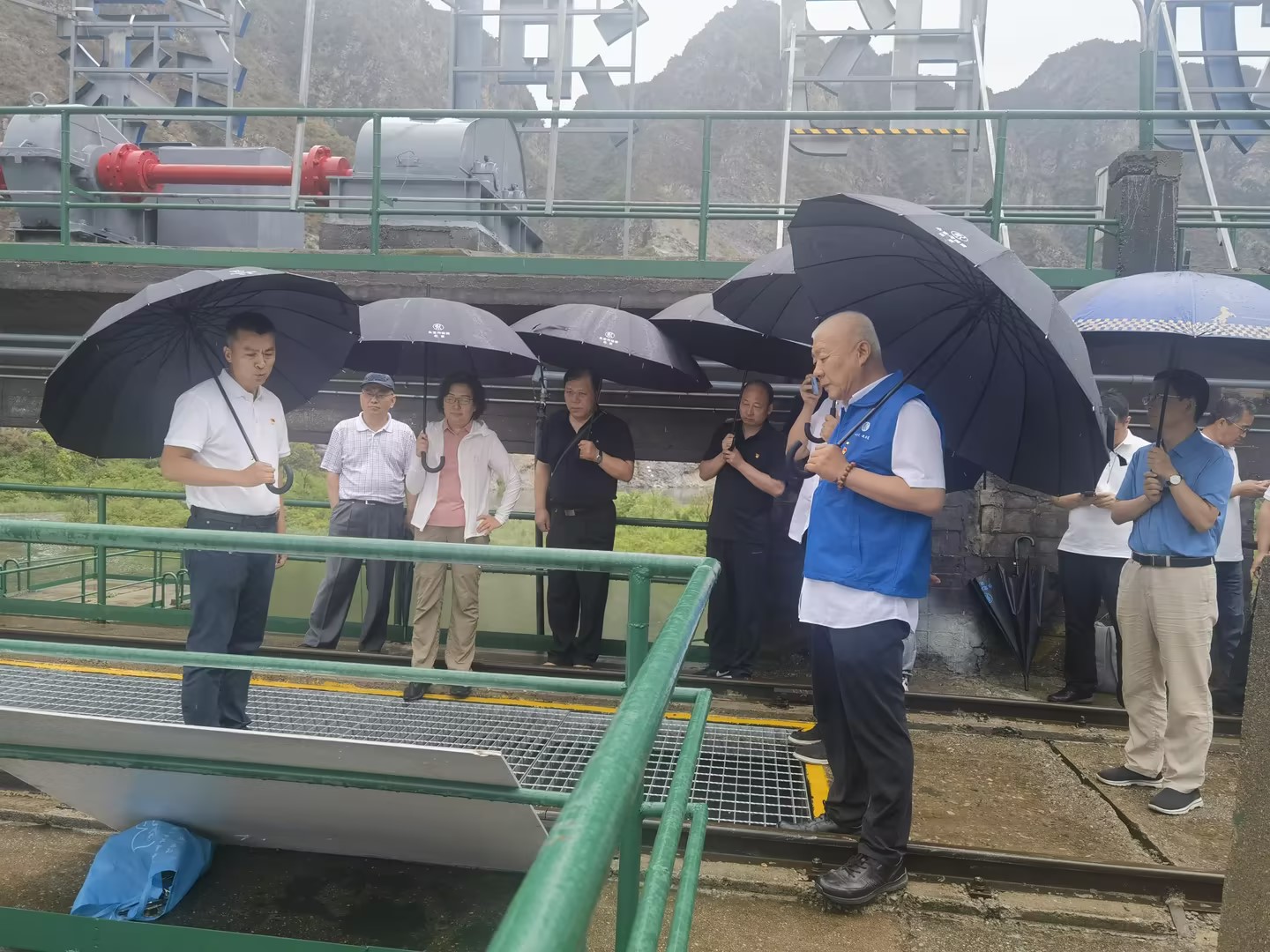 北京市纪委监委驻市发展鼎新委纪检监察组赴麻将胡了2北京段沿线调研