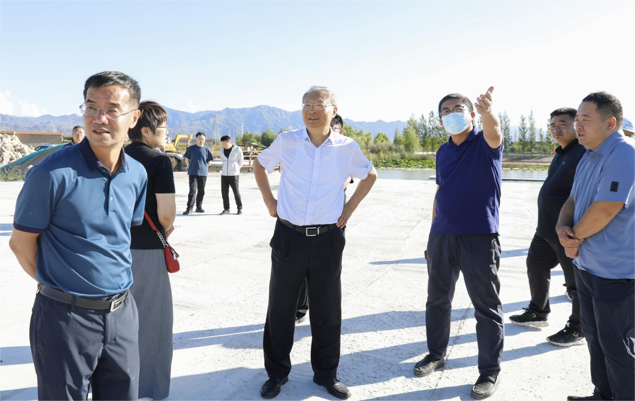 山西省人大常委会委员、民宗侨表工委副主任盛佃清一行调研浑源神溪湿地公园