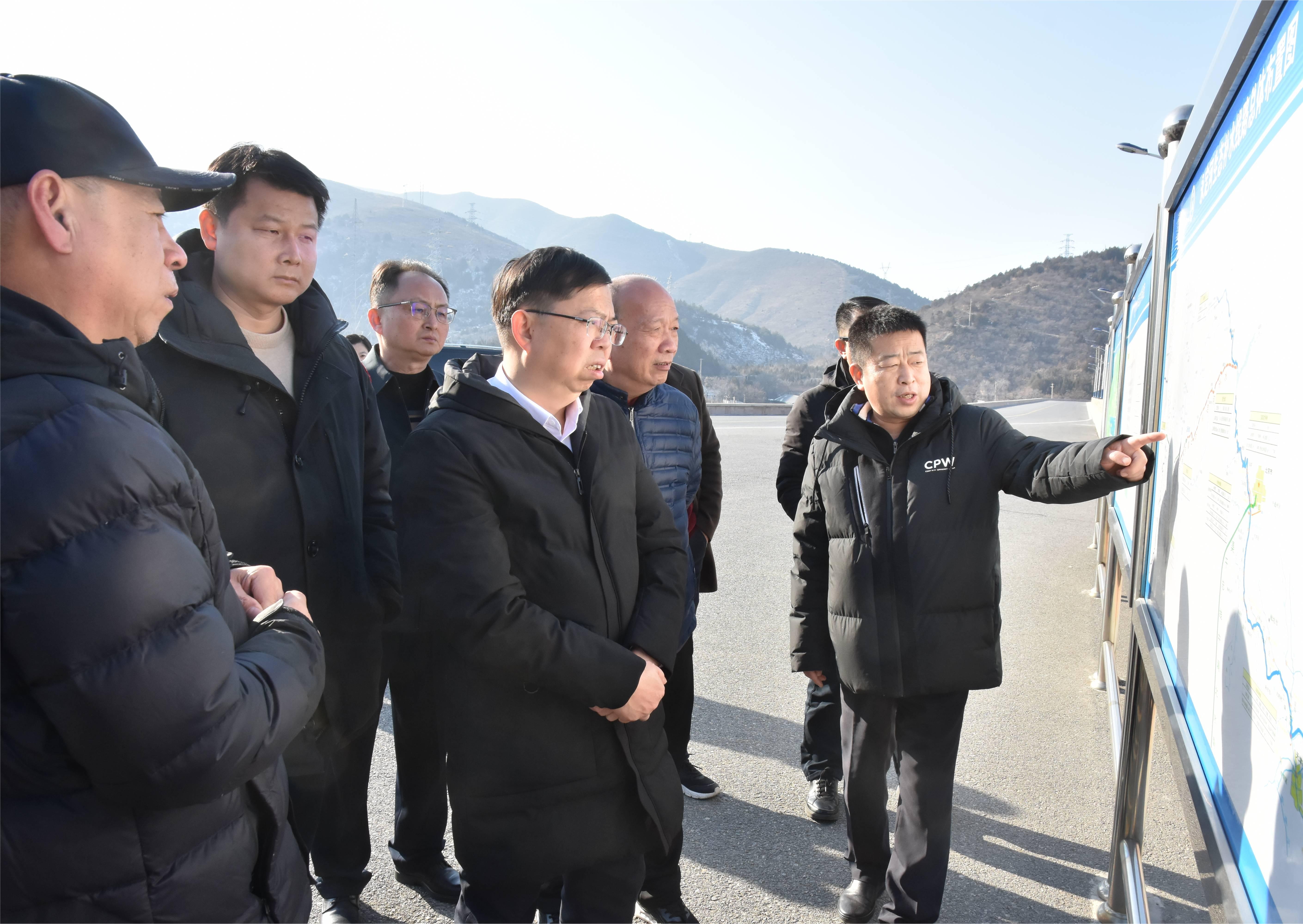 南充市河长造办公室与麻将胡了2流域公司座谈互换