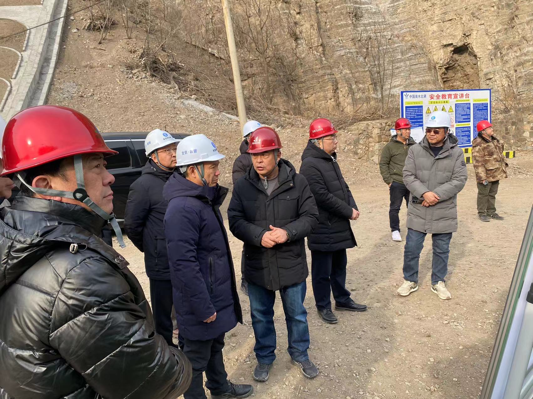 公司重要辅导查抄麻将胡了2北京段在建项目并慰问一线建设者